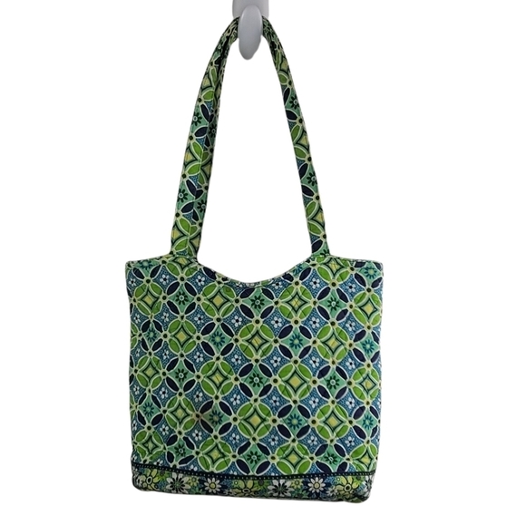 Vera‎ Bradley Daisy Daisy Bucket Bag RETIRED PATTERN - Picture 2 of 5